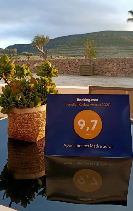 Apartamentos Madre Selva Fernan Perez Eksteriør bilde