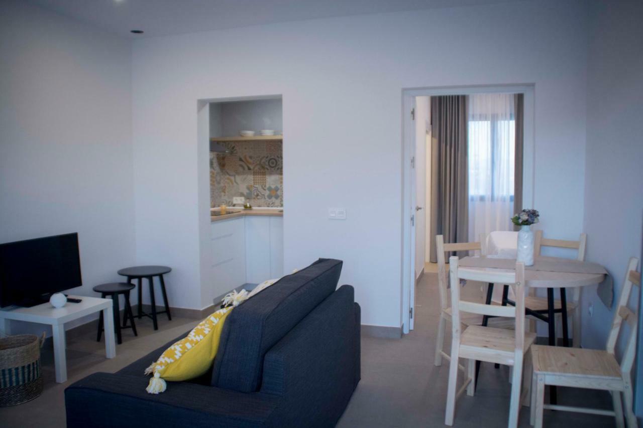 Apartamentos Madre Selva Fernan Perez Eksteriør bilde